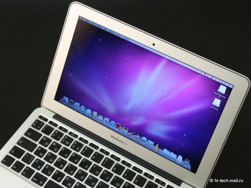 Apple MacBook Air 13 Mid 2011 MC966RS/A вид боковой панели